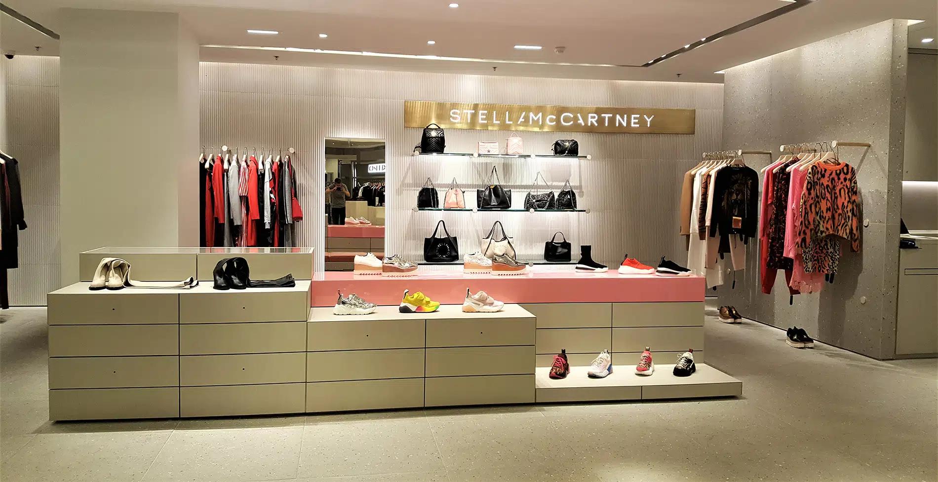 Banner 1 - Stella McCartney Sverige