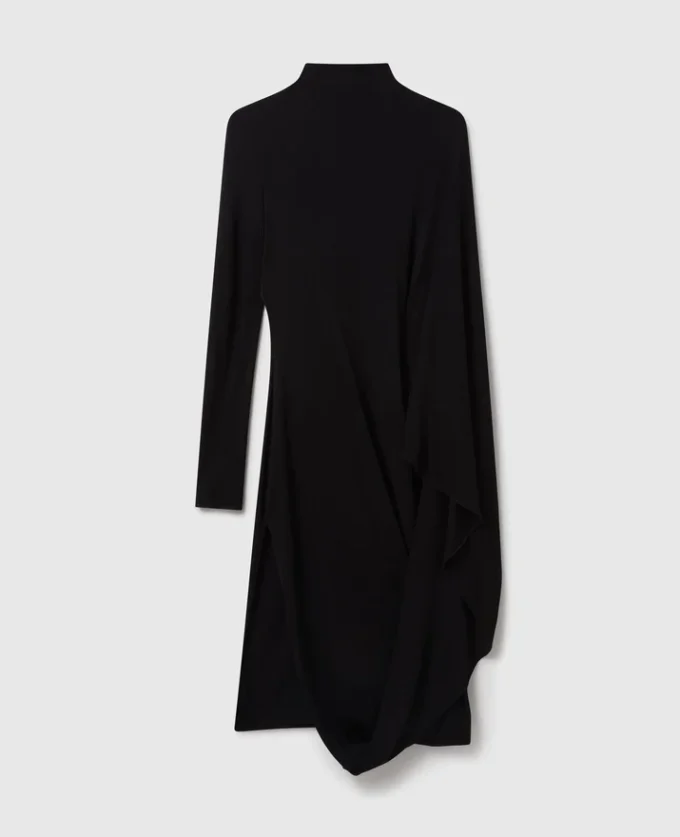 Asymmetrisk cape-midiklänning