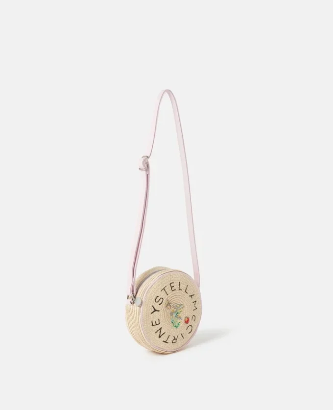 Blombroderad crossbody-väska i strå Blombroderad crossbody-väska i strå