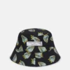 Bucket hat i regenererad nylon med jordgubbsmönster Bucket hat i regenererad nylon med jordgubbsmönster