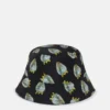 Bucket hat i regenererad nylon med jordgubbsmönster Bucket hat i regenererad nylon med jordgubbsmönster