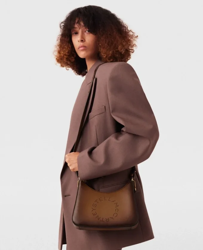 Crossbody-axelväska med logotyp