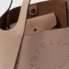 Crossbody-väska med logotyp Crossbody-väska med logotyp