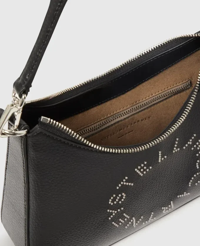 Crossbody-väska med logotyp och handtag