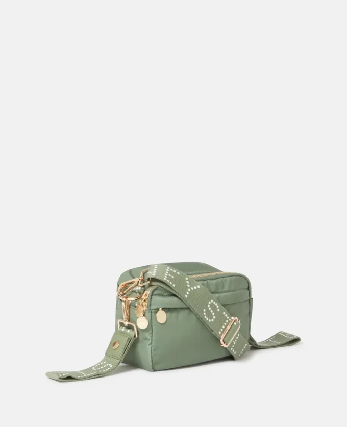 Crossbody-väska med logotyptape Crossbody-väska med logotyptape