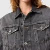 Denimjacka med tonade paneler Denimjacka med tonade paneler