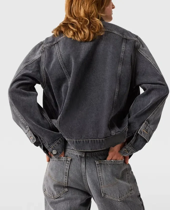 Denimjacka med tonade paneler Denimjacka med tonade paneler