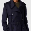 Dubbelknäppt trenchcoat med bälte