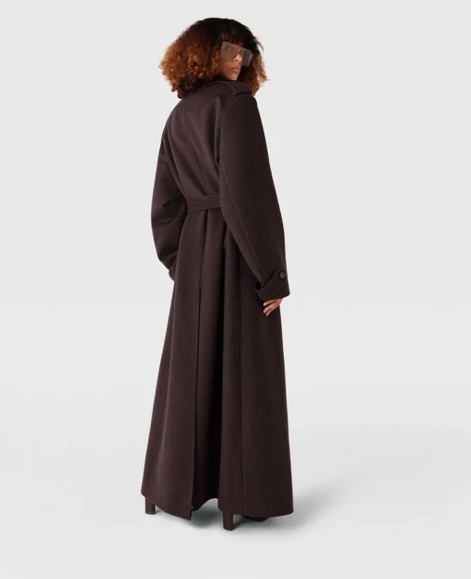Dubbelvävd trenchcoat med bälte Dubbelvävd trenchcoat med bälte