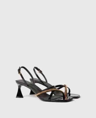 Elsa lackerade kitten heels