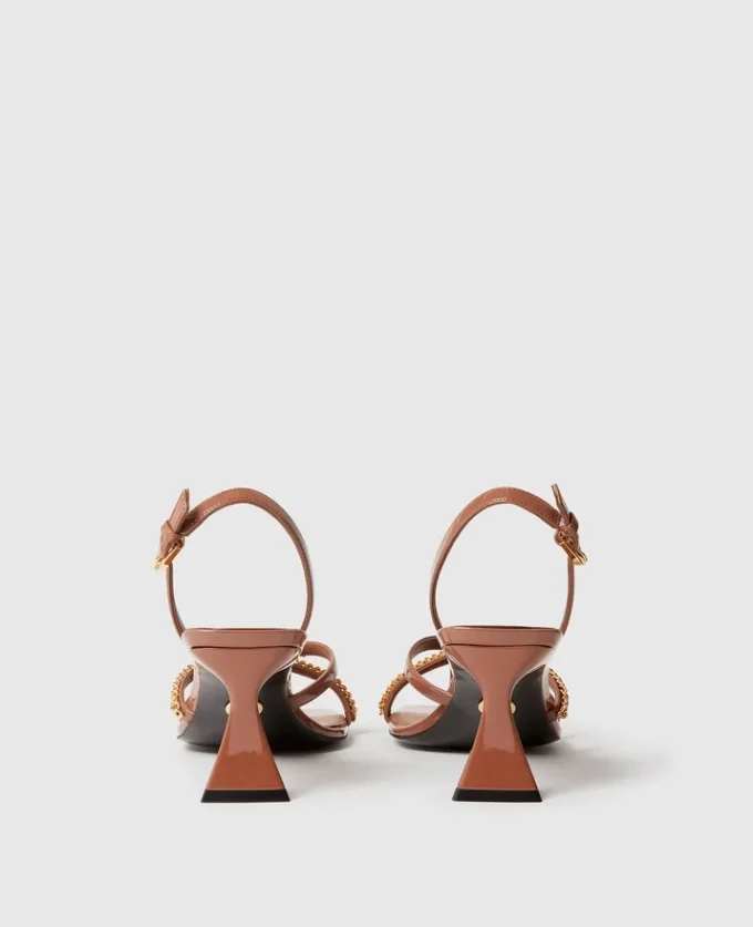 Elsa lackerade kitten heels