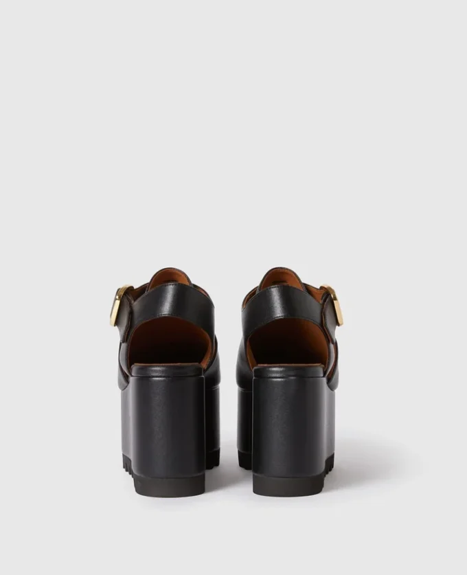 Elyse sandaler med sluten tå och T-rem Elyse sandaler med sluten tå och T-rem