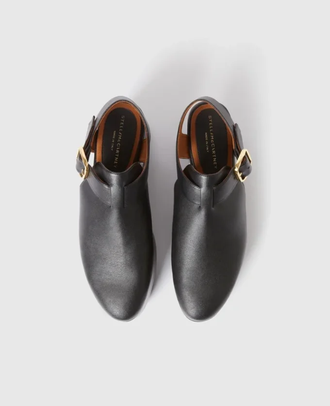 Elyse sandaler med sluten tå och T-rem Elyse sandaler med sluten tå och T-rem