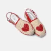 Espadriller med hjärtmönster i raffia Espadriller med hjärtmönster i raffia