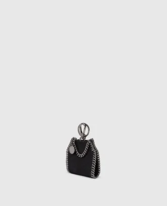 Falabella AirPods-fodral med nyckelring