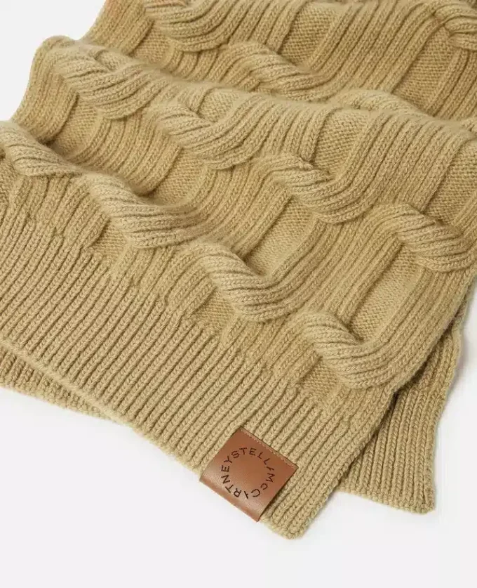 Falabella kabelstickad scarf