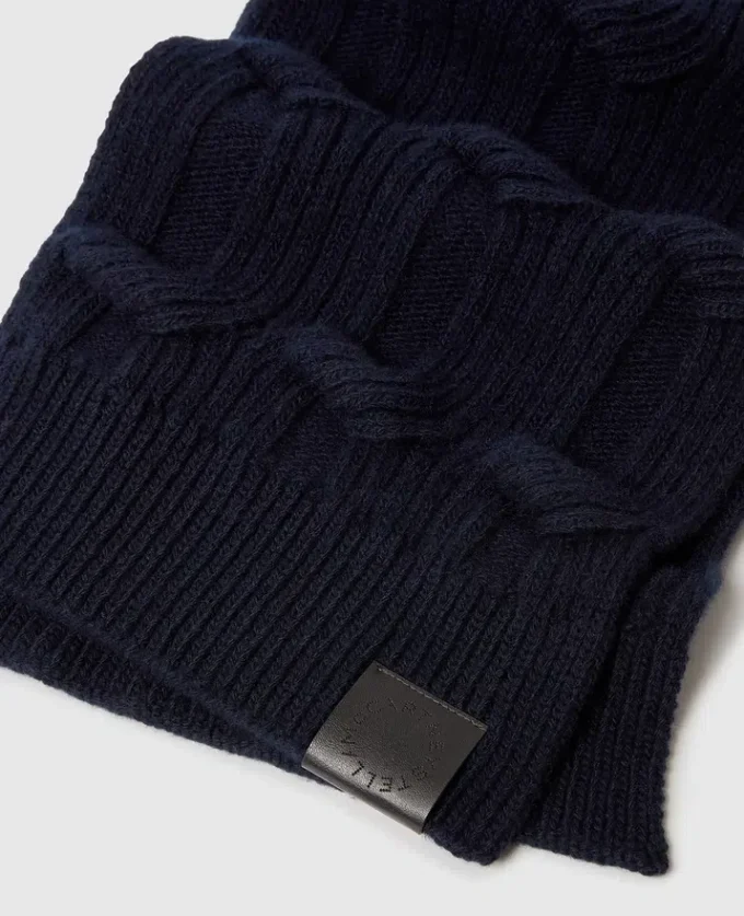 Falabella kabelstickad scarf