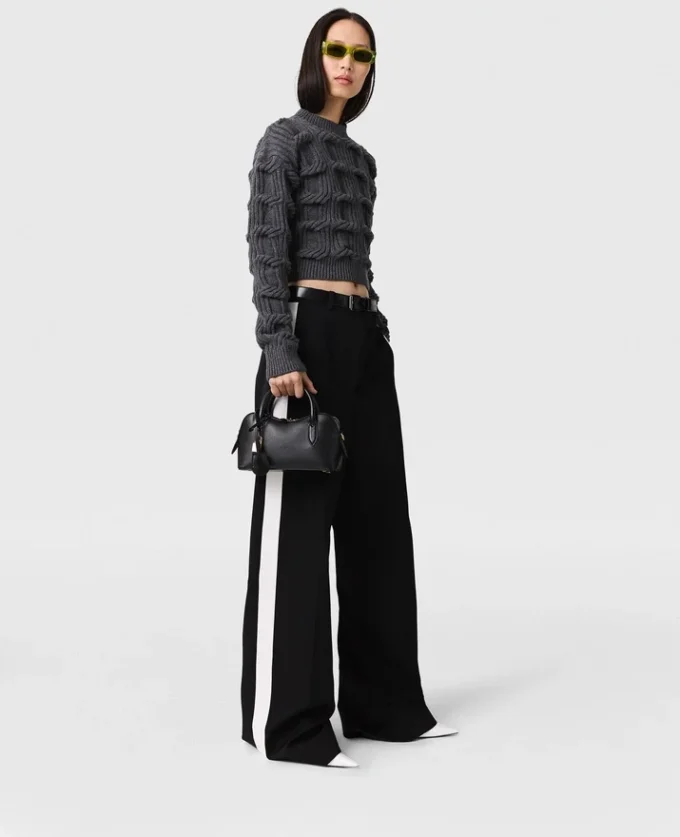 Falabella kabelstickad tröja Falabella kabelstickad tröja