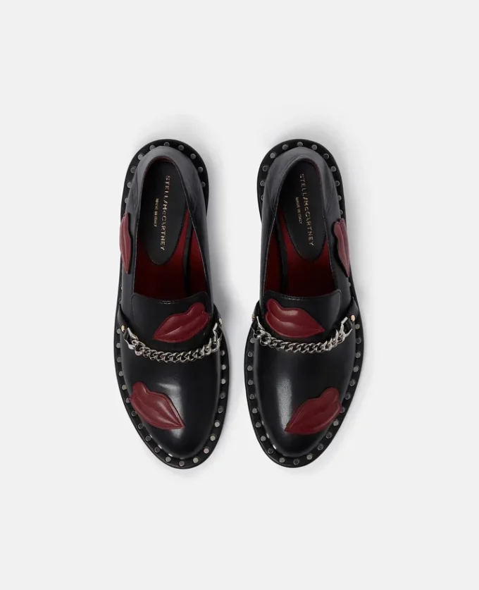 Falabella loafers med läppapplikation Falabella loafers med läppapplikation