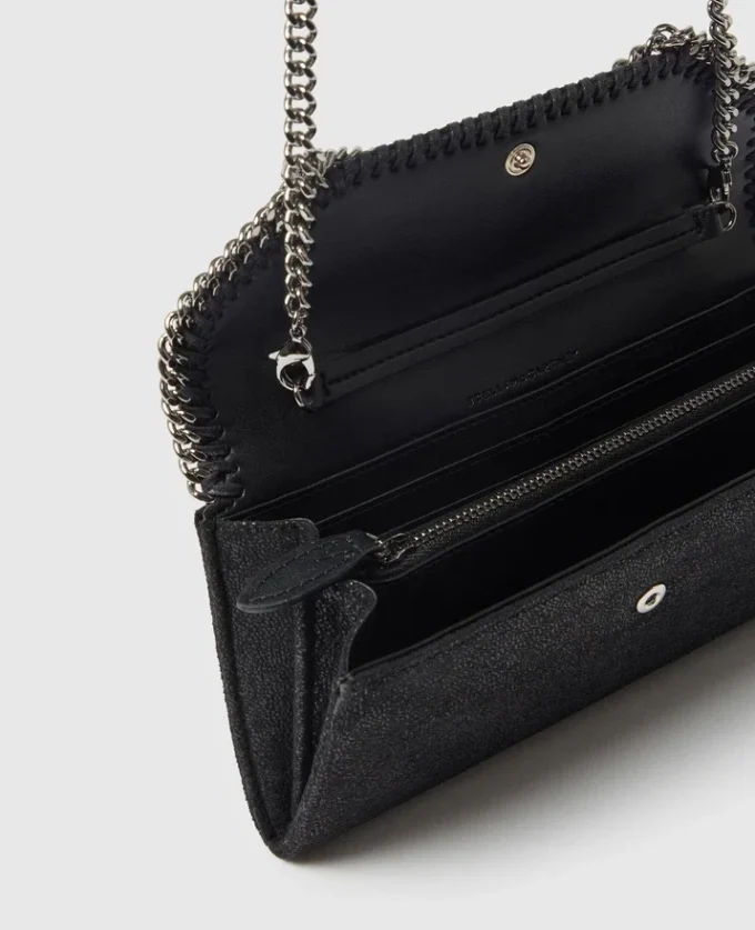 Falabella plånbok med kedja och axelrem