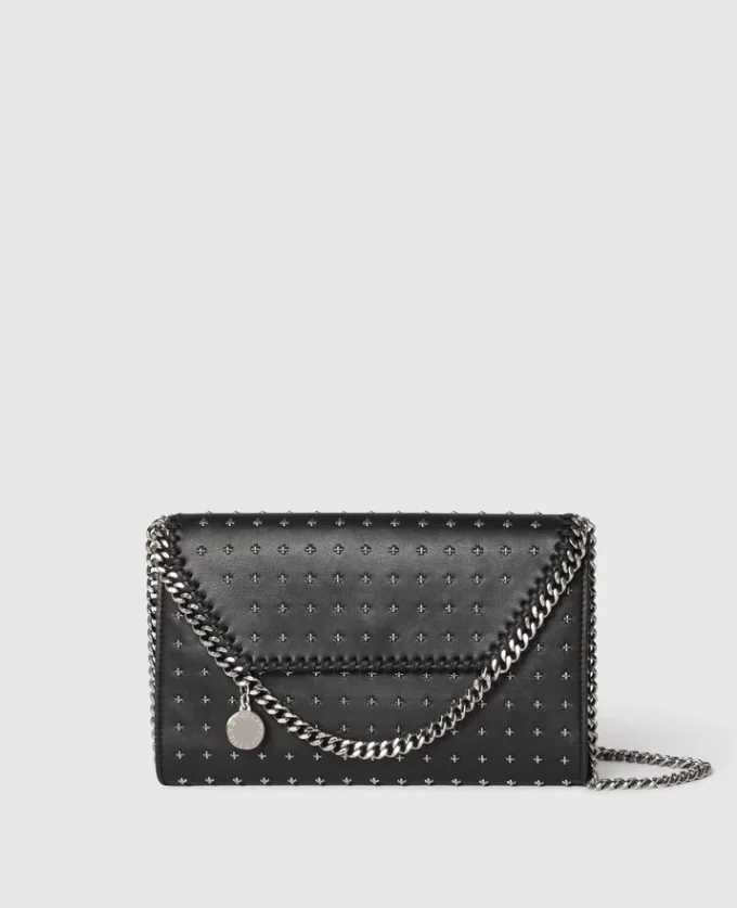 Falabella Star Studs Wallet Crossbody Bag i begränsad upplaga Falabella Star Studs Wallet Crossbody Bag i begränsad upplaga