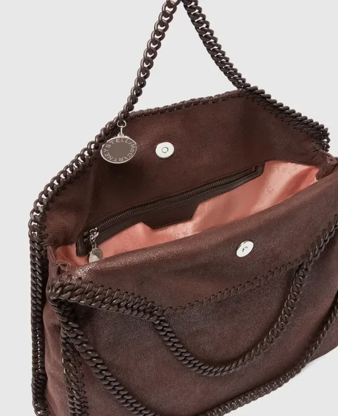 Falabella vikbar emaljväska Falabella vikbar emaljväska