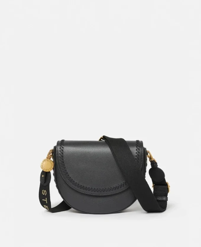 Frayme MIRUM® Medium axelväska med lock Frayme MIRUM® Medium axelväska med lock