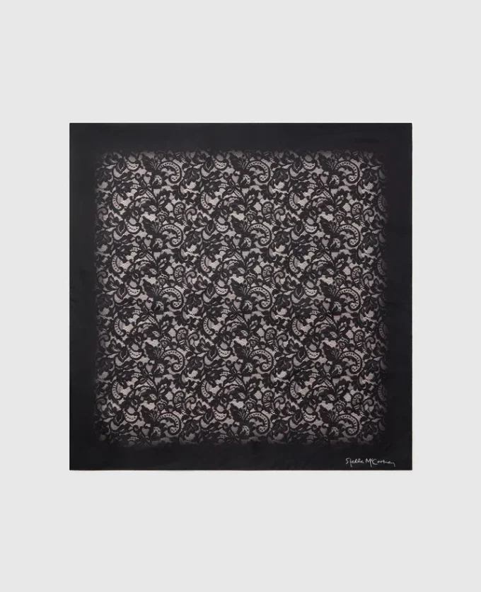 Fyrkantig scarf med spetsmönster