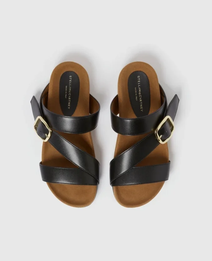 Gaia sandaler med spänne och öppen bakdel Gaia sandaler med spänne och öppen bakdel