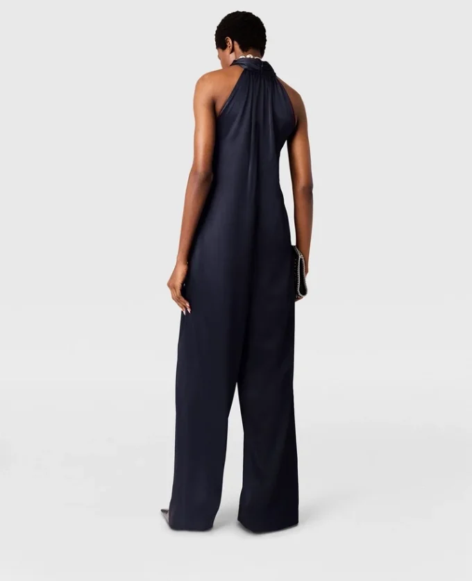 Halterneck-overall i satin med kulkedja Halterneck-overall i satin med kulkedja