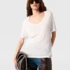 Halvtransparent stickad T-shirt med rund hals Halvtransparent stickad T-shirt med rund hals