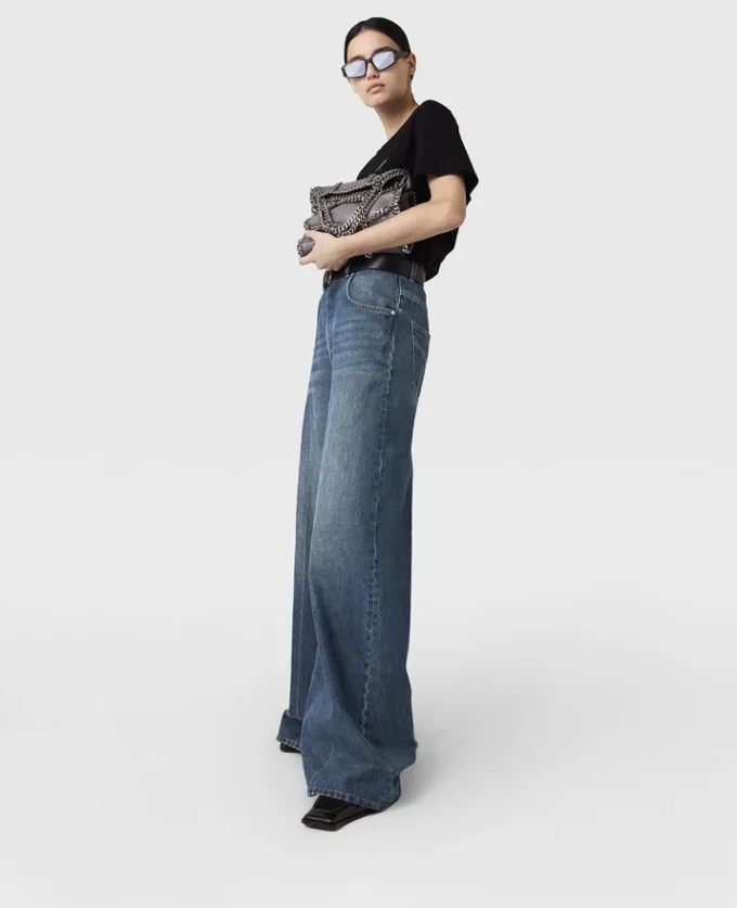 Högmidjade jeans med raka ben