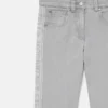 Jeans med märkespanel Jeans med märkespanel