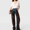 Jeans med ormpanel Jeans med ormpanel