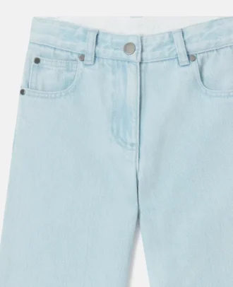 Jeans med raka ben