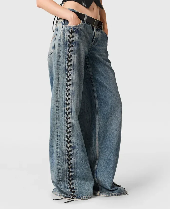 Jeans med vida ben och snörning