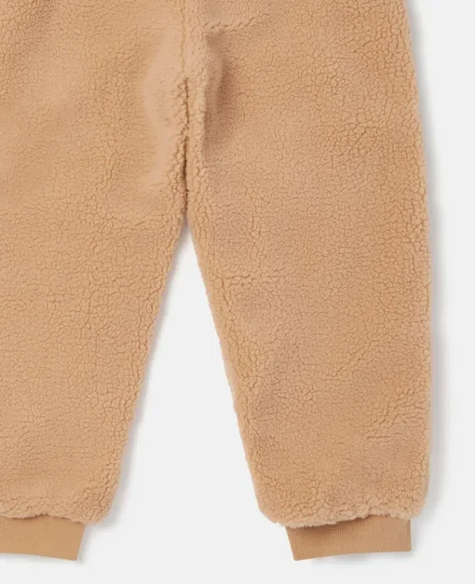 Joggingbyxor i fleece med camp-märke Joggingbyxor i fleece med camp-märke