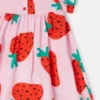 Klädset med jordgubbsmönster och bloomers Klädset med jordgubbsmönster och bloomers
