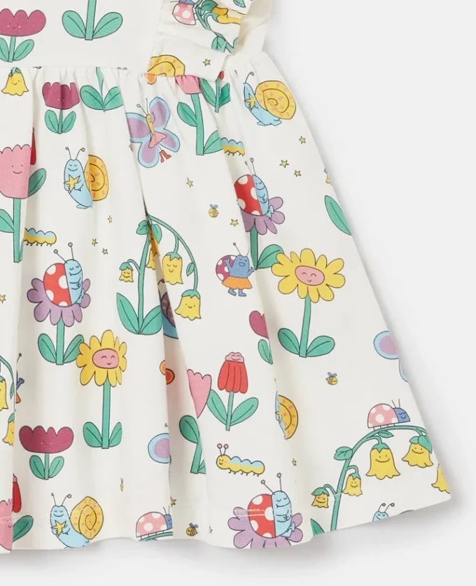 Klänning med blommönster och korta ärmar Klänning med blommönster och korta ärmar