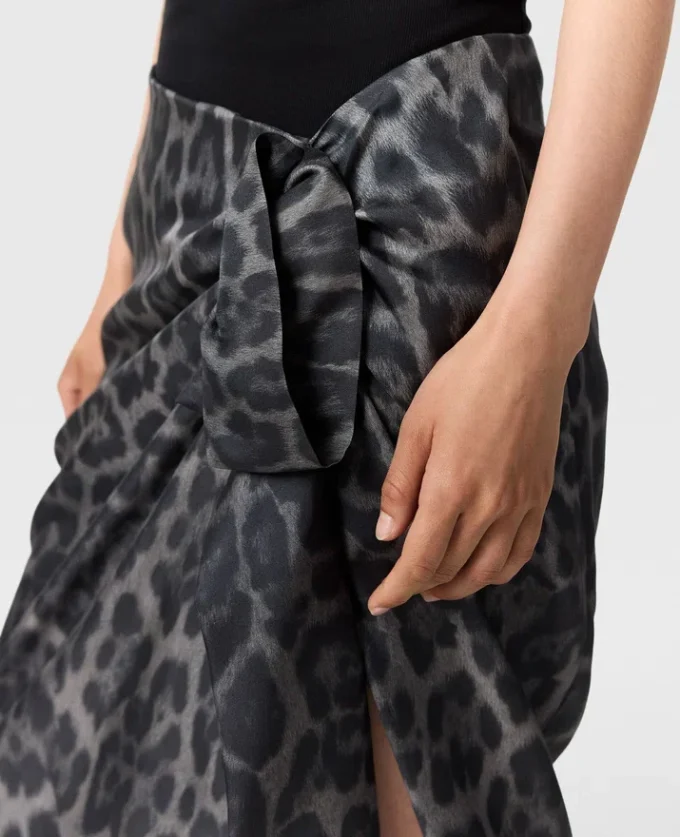 Knutet asymmetriskt leopardmönstrat midikjol Knutet asymmetriskt leopardmönstrat midikjol