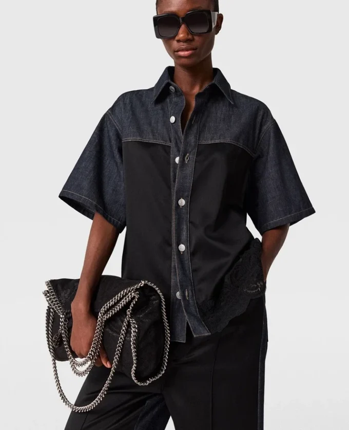 Kortärmad denimskjorta med satinpanel