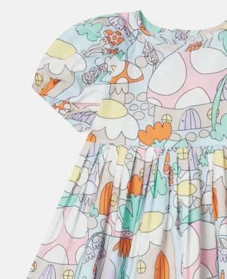 Kortärmad klänning med skogsmönster och bloomers