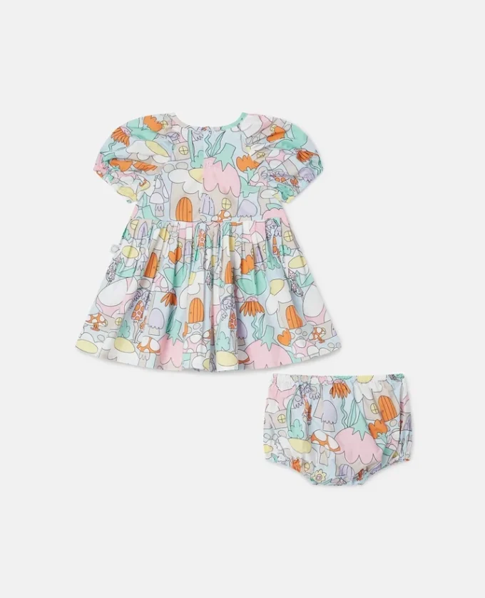 Kortärmad klänning med skogsmönster och bloomers