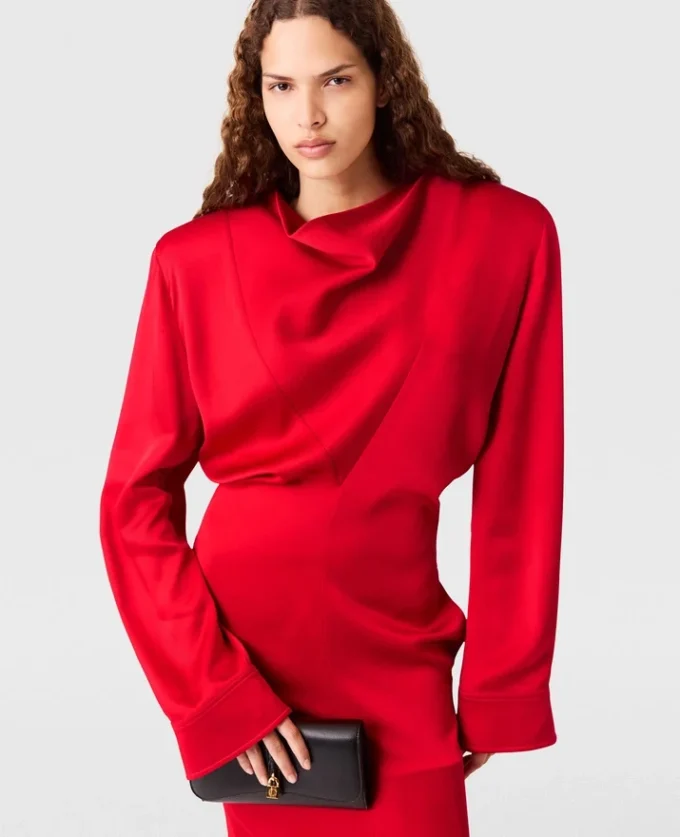 Långärmad midiklänning med cowl neck