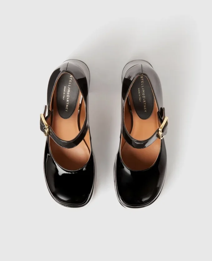 Mary Janes med lackklack Mary Janes med lackklack