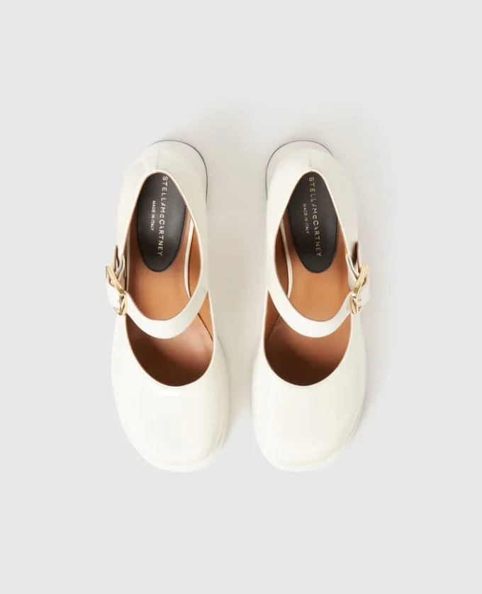 Mary Janes med lackklack Mary Janes med lackklack