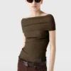Off-shoulder-top Off-shoulder-top