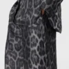 Oversized byxor med dragsko och leopardmönster Oversized byxor med dragsko och leopardmönster