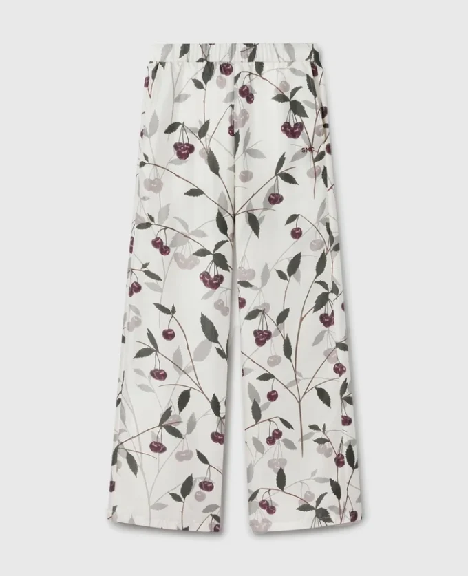 Oversized byxor med körsbärsmönster Oversized byxor med körsbärsmönster