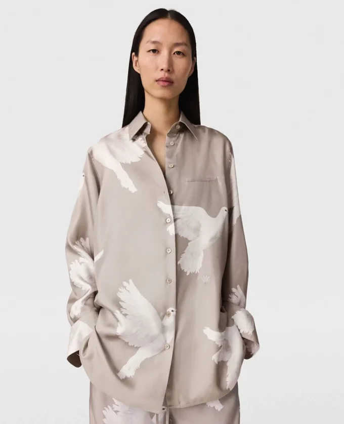 Oversized skjorta med duvtryck Oversized skjorta med duvtryck